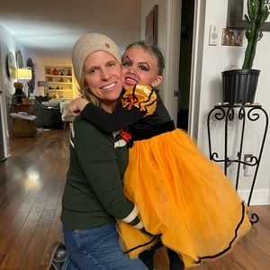 Meet your Posher, Alicia